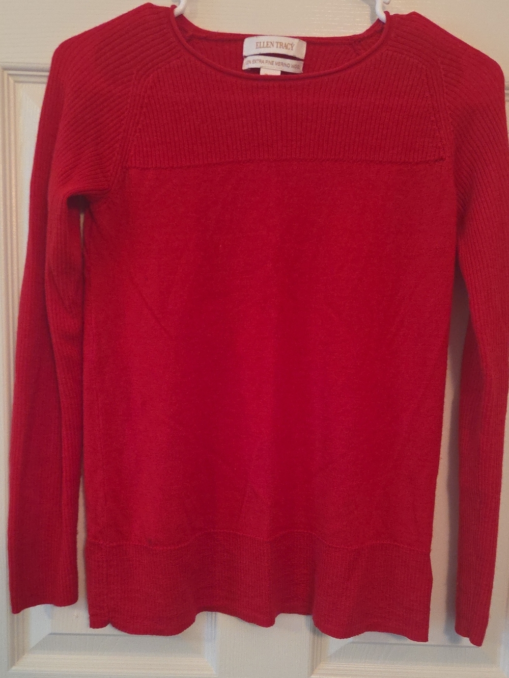 Ellen Tracy Vibrant Red Crewneck Wool Sweater Size Medium